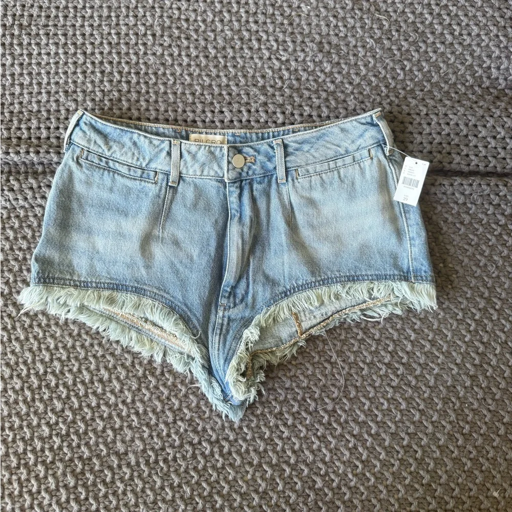 NWT Anthropologie Pilcro Pitched Micro Blue Denim Shorts in Size 29 - Picture 5 of 8